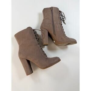 Carlos by Carlos Santana Women’s Beige Suede Lace-Up High Heel Boots – Size 8M